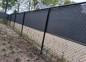 HDPE op rol duocolor carbon black fam. E. van den Broek